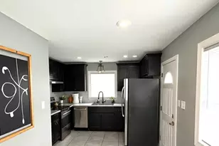 16626 Holland Ave, South Holland, IL 60473 - Photo 2