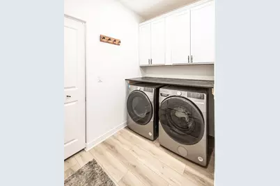 136 Valencia Parkway, Gilberts, IL 60136 - Photo 24