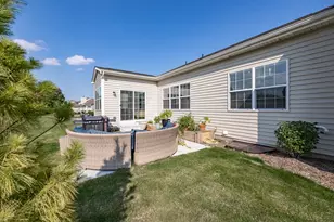 136 Valencia Pkwy, Gilberts, IL 60136 - Photo 30