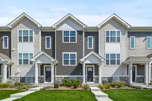 1127 Briar Gln Ct, Hampshire, IL 60140 - Photo 1
