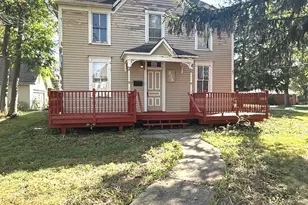 574 Herman St, Crete, IL 60417 - Photo 1