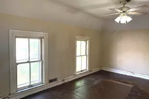 574 Herman St, Crete, IL 60417 - Photo 12