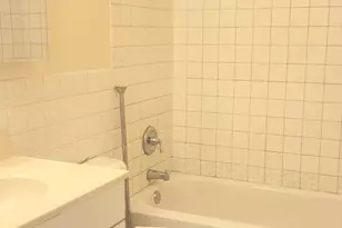 9461 Bay Colony Dr, Des Plaines, IL 60016 - Photo 16