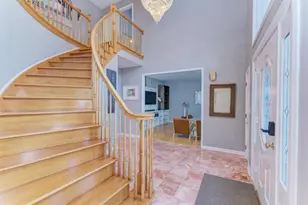 420 Ford Ln, Bartlett, IL 60103 - Photo 4