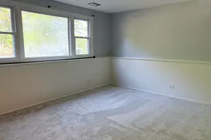 97 N Walnut Ln, Schaumburg, IL 60194 - Photo 14