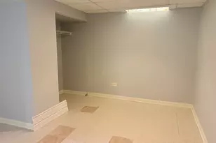 97 N Walnut Ln, Schaumburg, IL 60194 - Photo 32