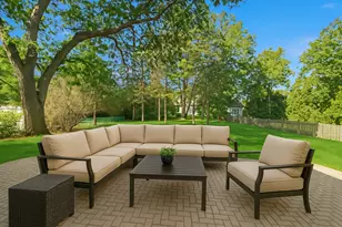 580 Greenwood Rd, Northbrook, IL 60062 - Photo 48
