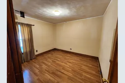 600 Sunderlin Street, Waukegan, IL 60085 - Photo 8