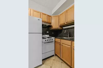 4520 N Clarendon Avenue #802, Chicago, IL 60640 - Photo 6