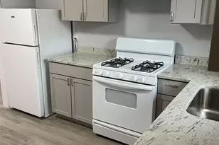 2290 182nd Pl, Lansing, IL 60438 - Photo 2