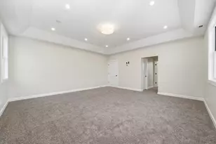 926 E Crest Ave, Addison, IL 60101 - Photo 30