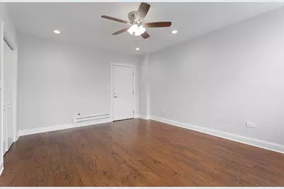 5860 N Kenmore Avenue #802, Chicago, IL 60660 - Photo 8