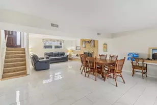 712 Dante Ct, Schaumburg, IL 60193 - Photo 6