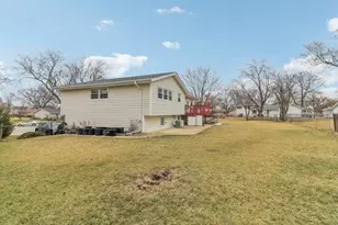 712 Dante Ct, Schaumburg, IL 60193 - Photo 46