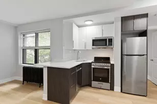 6026 N Winthrop Ave, Chicago, IL 60660 - Photo 2