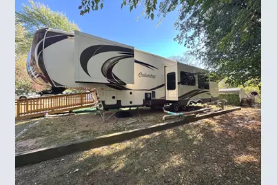 25-30/31 Woodhaven Lakes, Sublette, IL 61367 - Photo 8