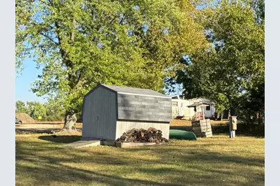 25-30/31 Woodhaven Lakes, Sublette, IL 61367 - Photo 4