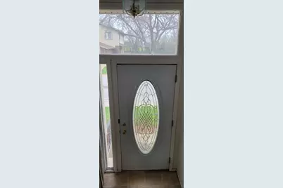 18622 Golfview Drive, Hazel Crest, IL 60429 - Photo 2