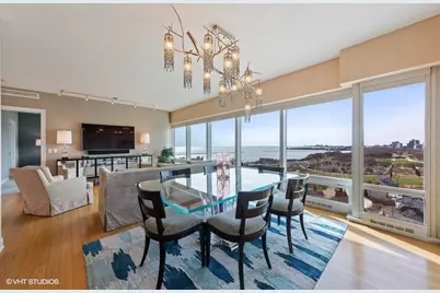 340 E Randolph Street #905, Chicago, IL 60601 - Photo 8