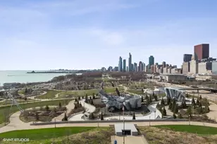 340 E Randolph St, Chicago, IL 60601 - Photo 24