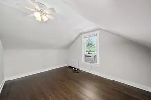 7901 W Elmgrove Dr, Elmwood Park, IL 60707 - Photo 22