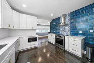 7901 W Elmgrove Dr, Elmwood Park, IL 60707 - Photo 4