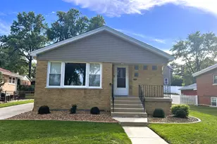 1741 Evergreen Rd, Homewood, IL 60430 - Photo 2