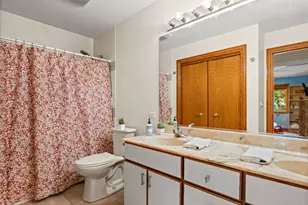 5N661 Leola Ln, Saint Charles, IL 60175 - Photo 32