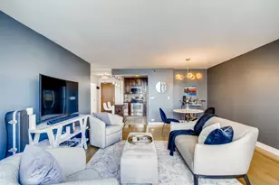 401 E Ontario St, Chicago, IL 60611 - Photo 8