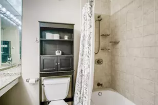 401 E Ontario St, Chicago, IL 60611 - Photo 6