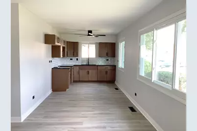 1272 Burnham Avenue, Calumet City, IL 60409 - Photo 4