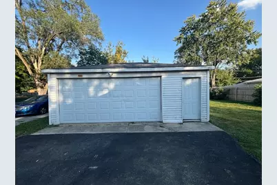 21945 Millard Avenue, Richton Park, IL 60471 - Photo 16