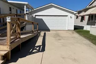 895 Cherry St, Manteno, IL 60950 - Photo 36