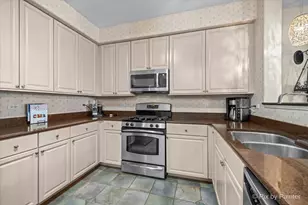 1 Itasca Pl, Itasca, IL 60143 - Photo 6