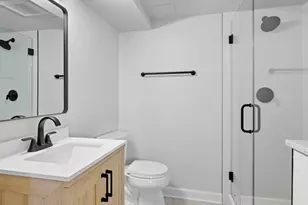 143 Ann St, Clarendon Hills, IL 60514 - Photo 18