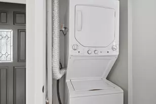 143 Ann St, Clarendon Hills, IL 60514 - Photo 12