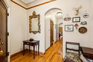 7348 N Ridge Blvd, Chicago, IL 60645 - Photo 10