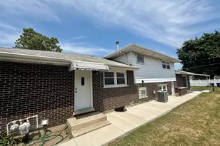14101 S Saginaw Ave, Burnham, IL 60633 - Photo 28