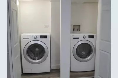 9147 S Dobson Avenue, Chicago, IL 60619 - Photo 16