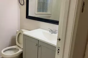 7819 S Cornell Ave, Chicago, IL 60649 - Photo 4