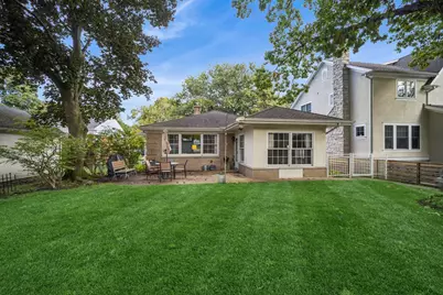 2239 Washington Avenue, Wilmette, IL 60091 - Photo 18