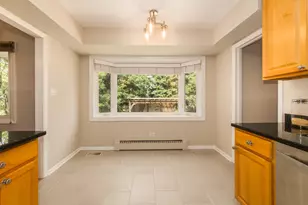 1008 N Newberry Ln, Mount Prospect, IL 60056 - Photo 8