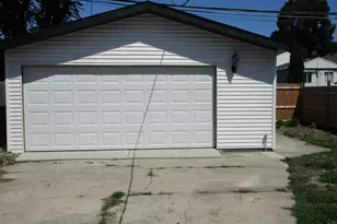 1134 W 104th St, Chicago, IL 60643 - Photo 6