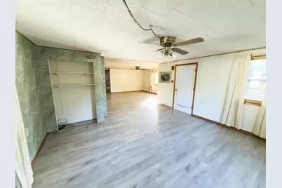 702 E Timber Street, Pontiac, IL 61764 - Photo 4