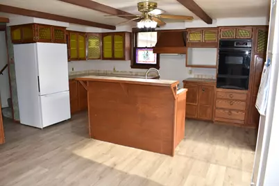 702 E Timber Street, Pontiac, IL 61764 - Photo 12