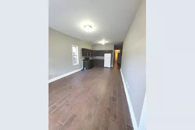 7947 S Escanaba Avenue #1, Chicago, IL 60617 - Photo 4