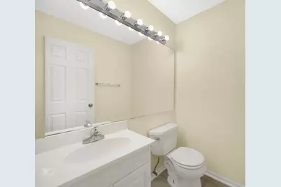 1081 Courtland Drive #1081, Buffalo Grove, IL 60089 - Photo 6