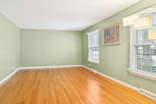 156 Blueberry Rd, Libertyville, IL 60048 - Photo 4