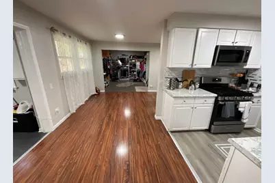 21840 Olivia Avenue, Sauk Village, IL 60411 - Photo 8