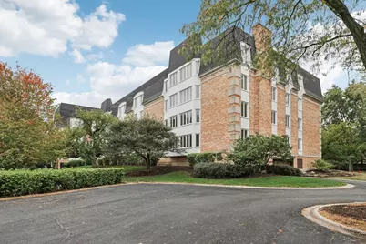 200 Lake Boulevard #439, Buffalo Grove, IL 60089 - Photo 2